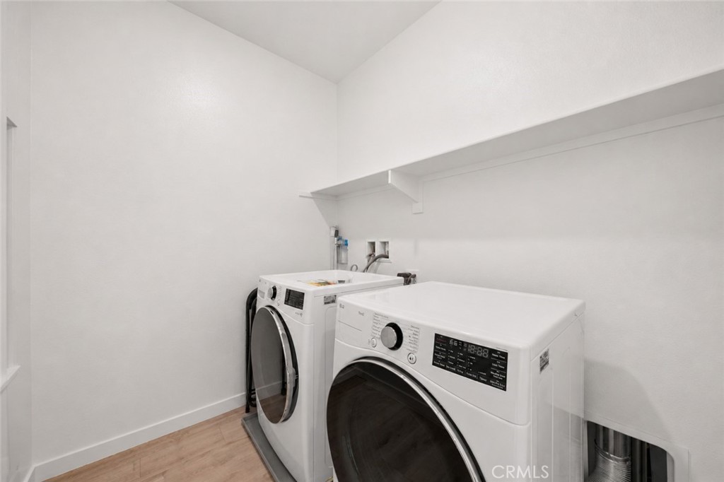 27616 Symphony Place Property Photo 35