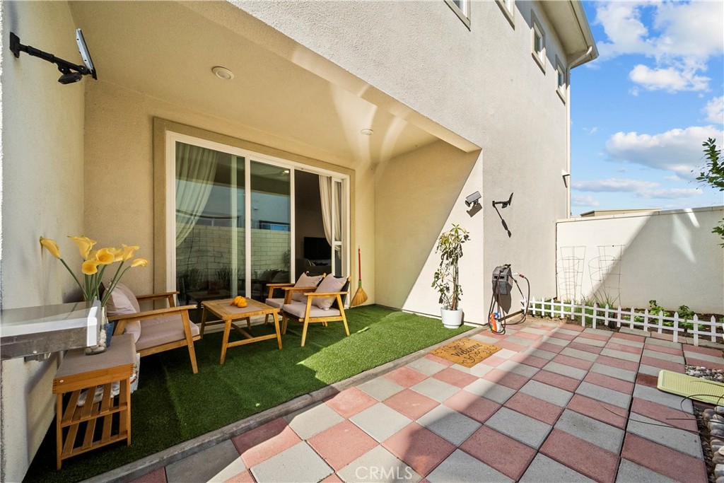 27616 Symphony Place Property Photo 38