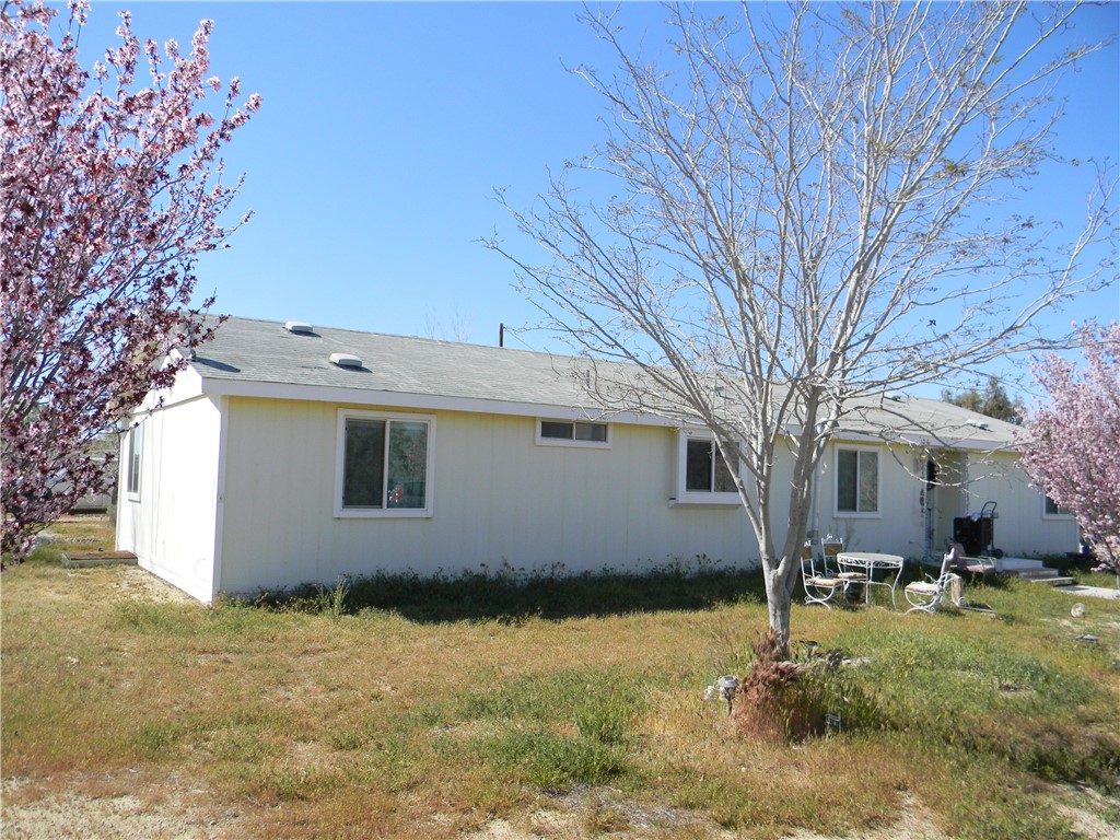 16846 E Avenue T Property Photo 1