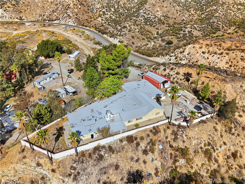 8235 Soledad Canyon Road Property Photo 3