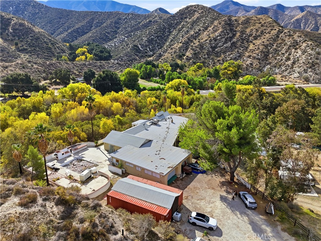 8235 Soledad Canyon Road Property Photo 4