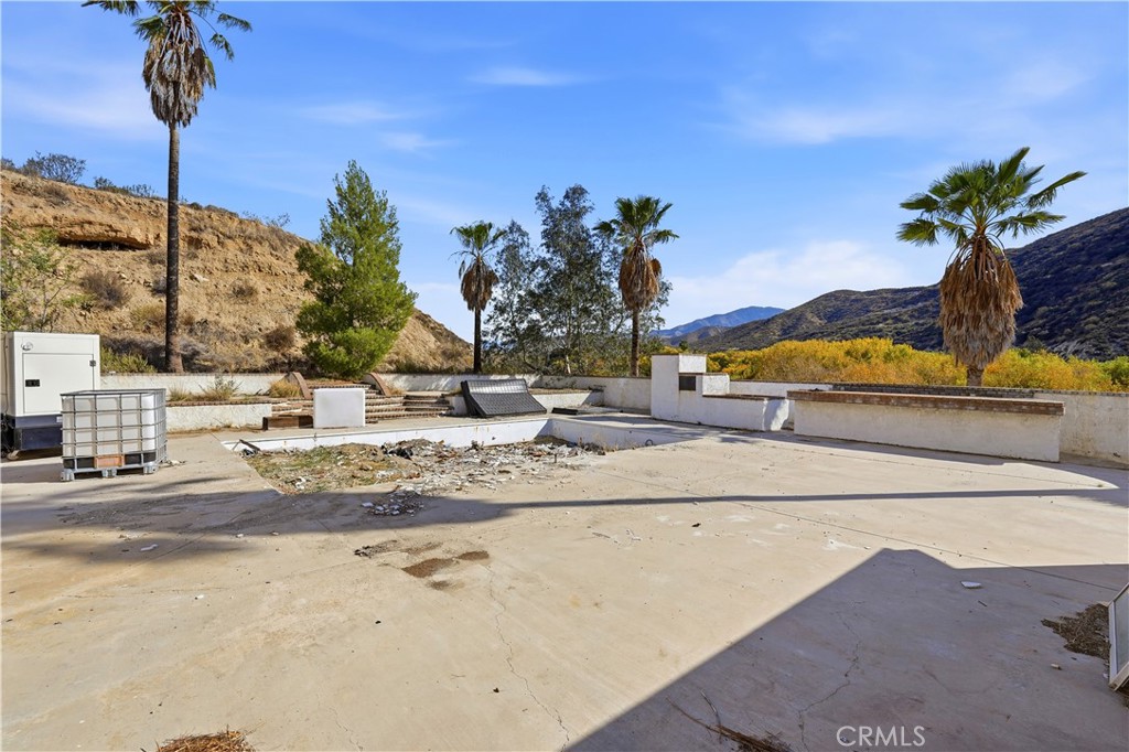 8235 Soledad Canyon Road Property Photo 7