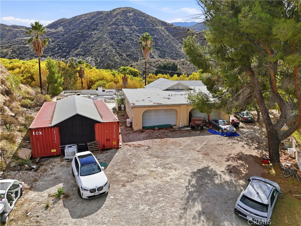 8235 Soledad Canyon Road Property Photo 9