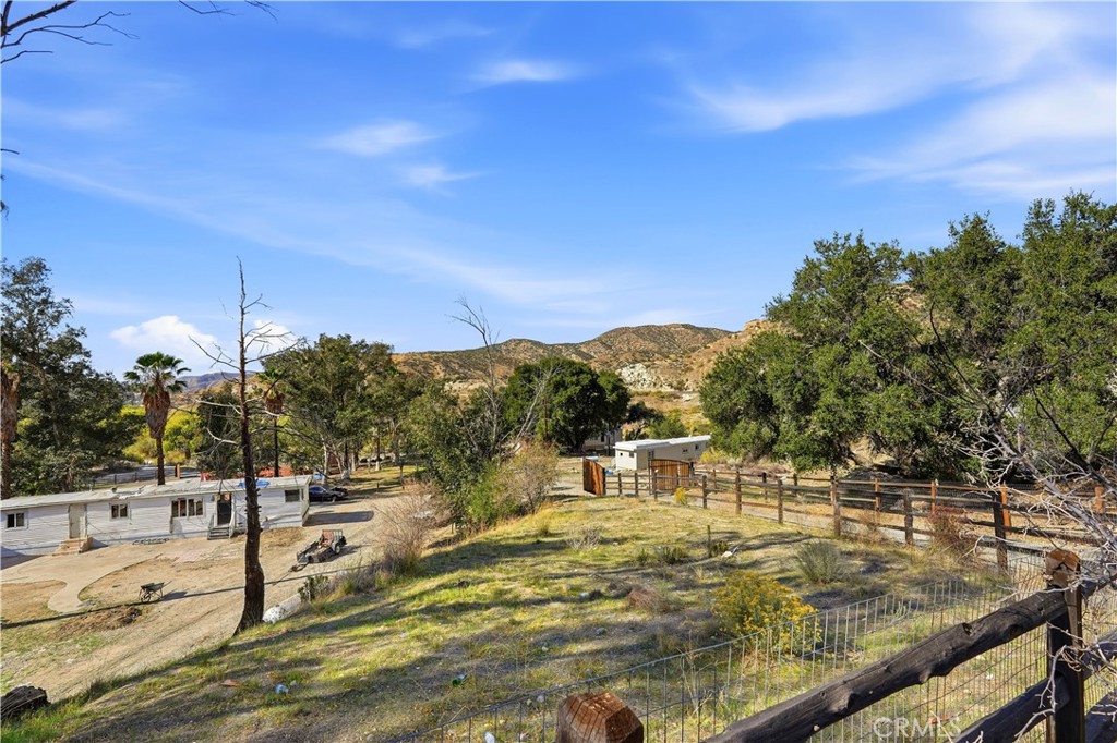 8235 Soledad Canyon Road Property Photo 13