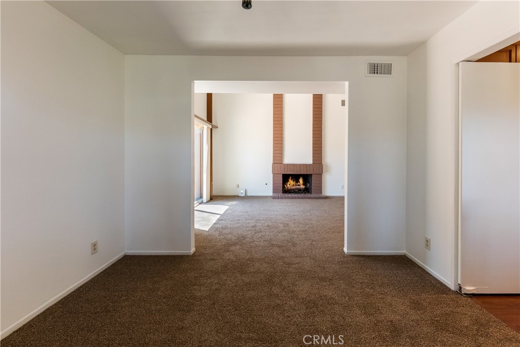 27601 Endeavor Street Property Photo 11