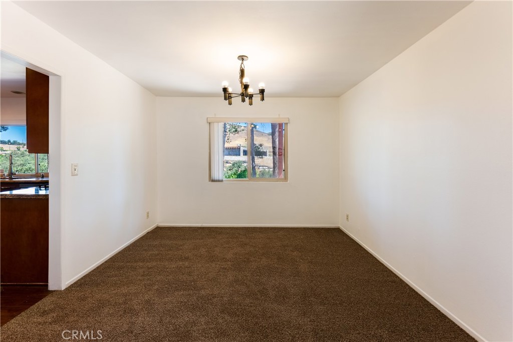 27601 Endeavor Street Property Photo 12