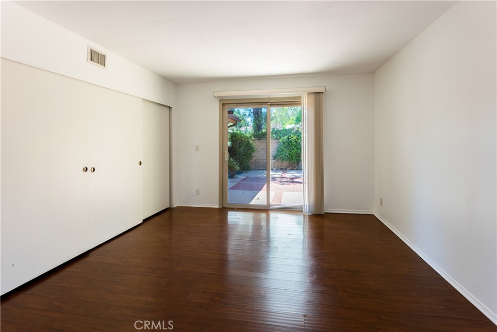27601 Endeavor Street Property Photo 30