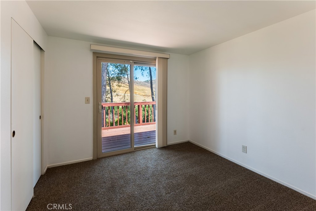 27601 Endeavor Street Property Photo 36