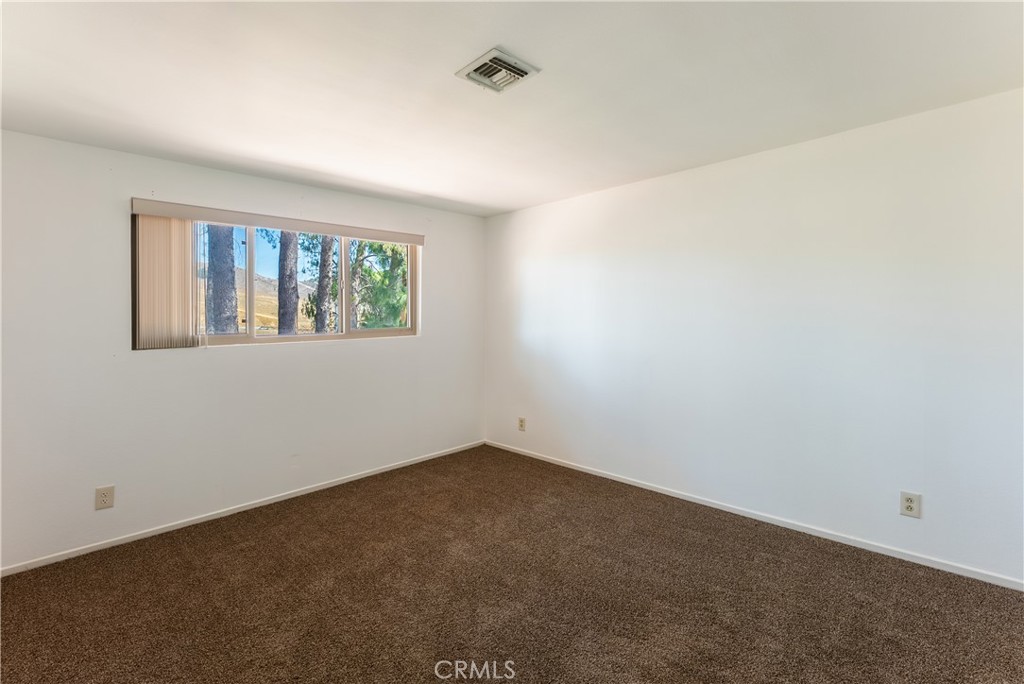 27601 Endeavor Street Property Photo 37