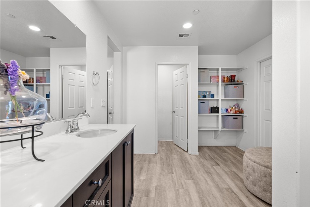 6949 Beale Property Photo 24