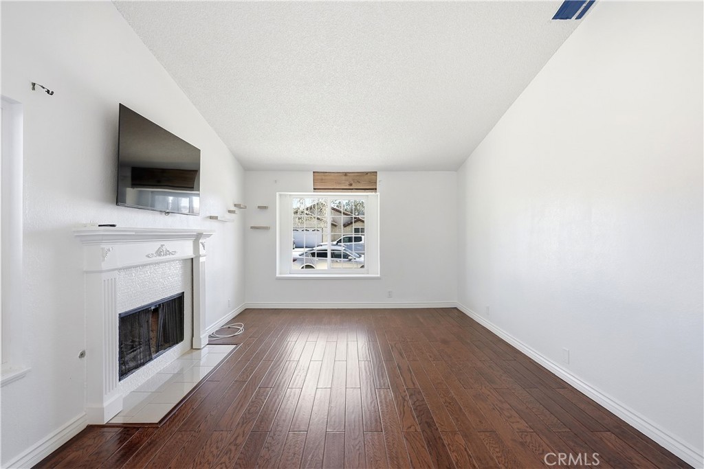 3217 E Avenue S1 Property Photo 6