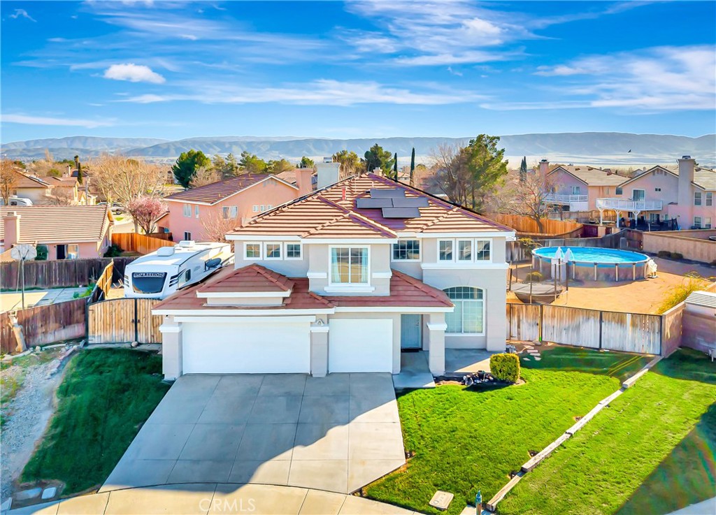 44241 Tahoe Way Property Photo 5