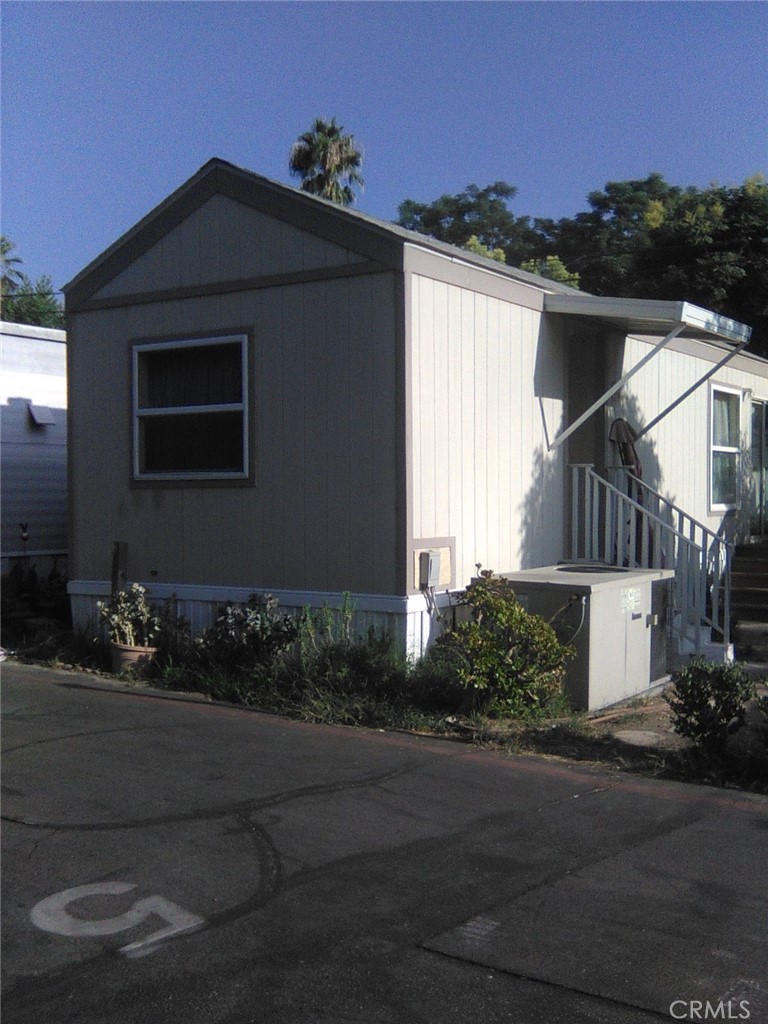 10799 Sherman Grove Avenue 18 Property Photo 2