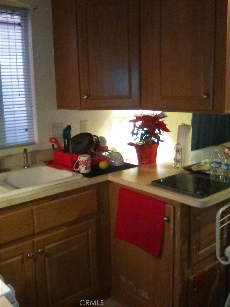 10799 Sherman Grove Avenue 18 Property Photo 5