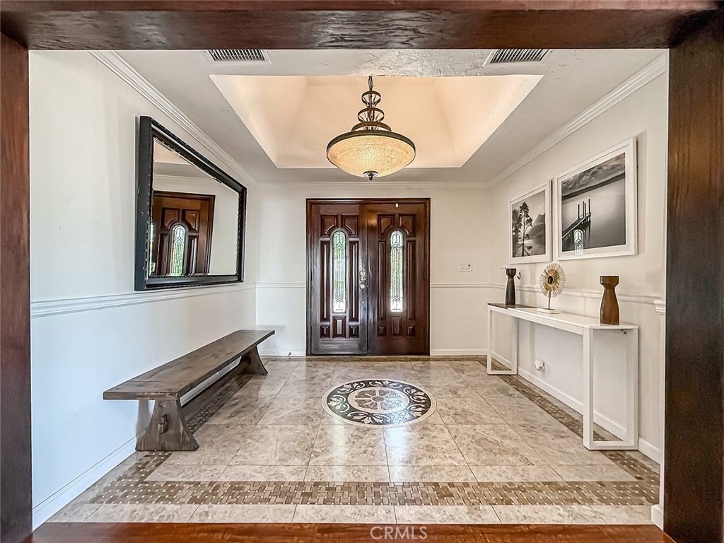 10200 Lilac Property Photo 5