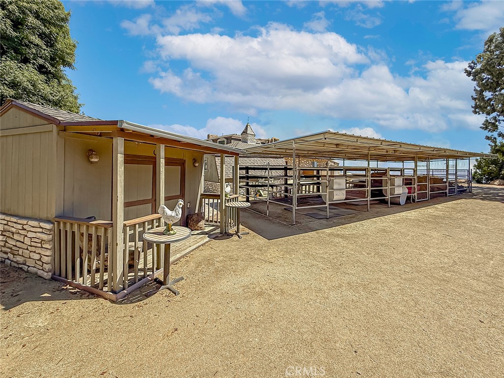 10200 Lilac Property Photo 27