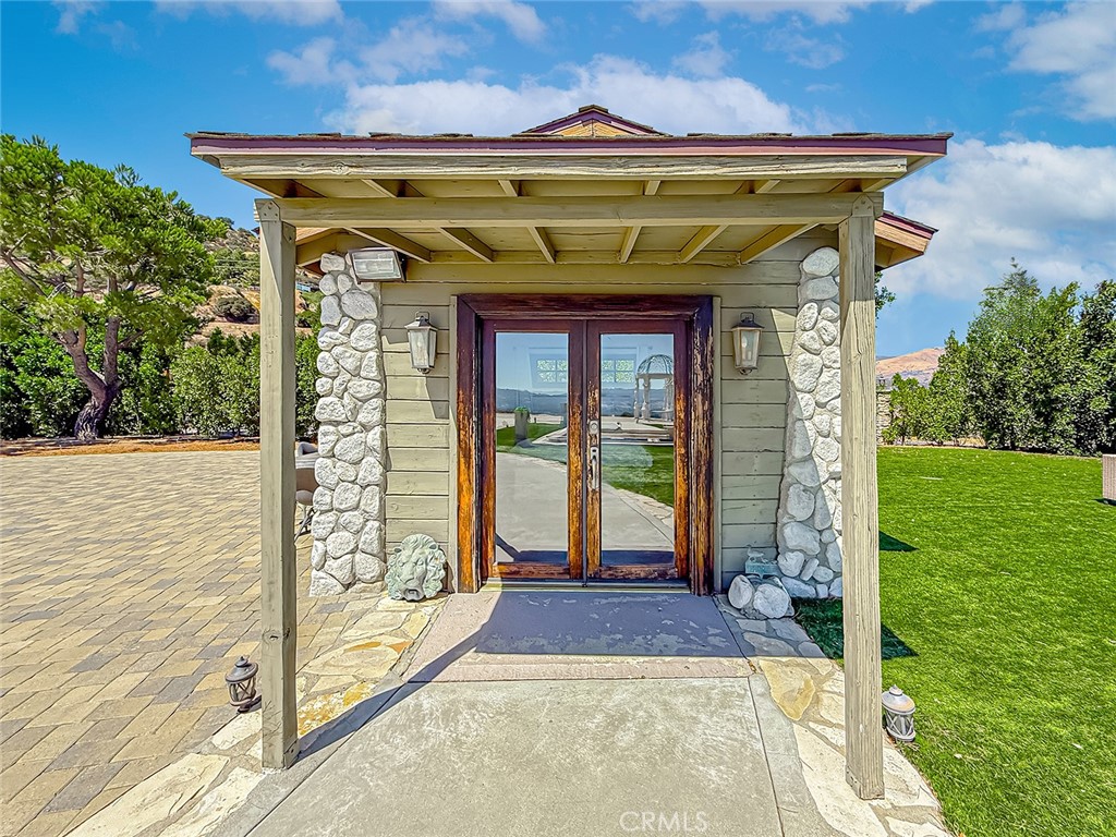 10200 Lilac Property Photo 46