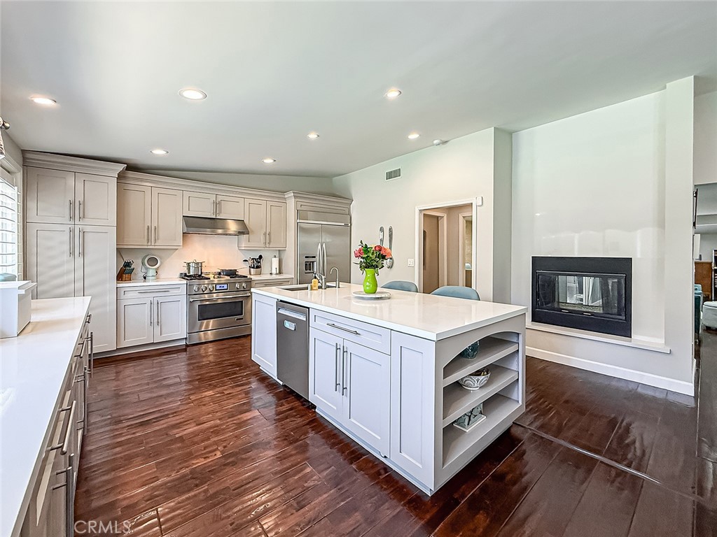 23433 Hatteras Property Photo 9