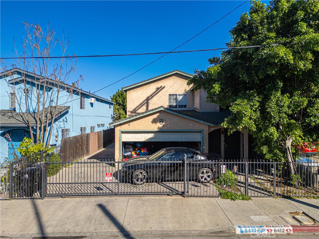 8410 S Grand Property Photo 2