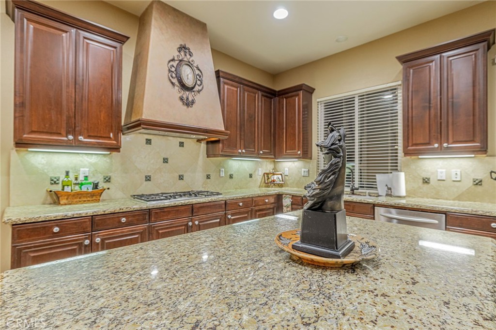 33442 Desert Road Property Photo 15