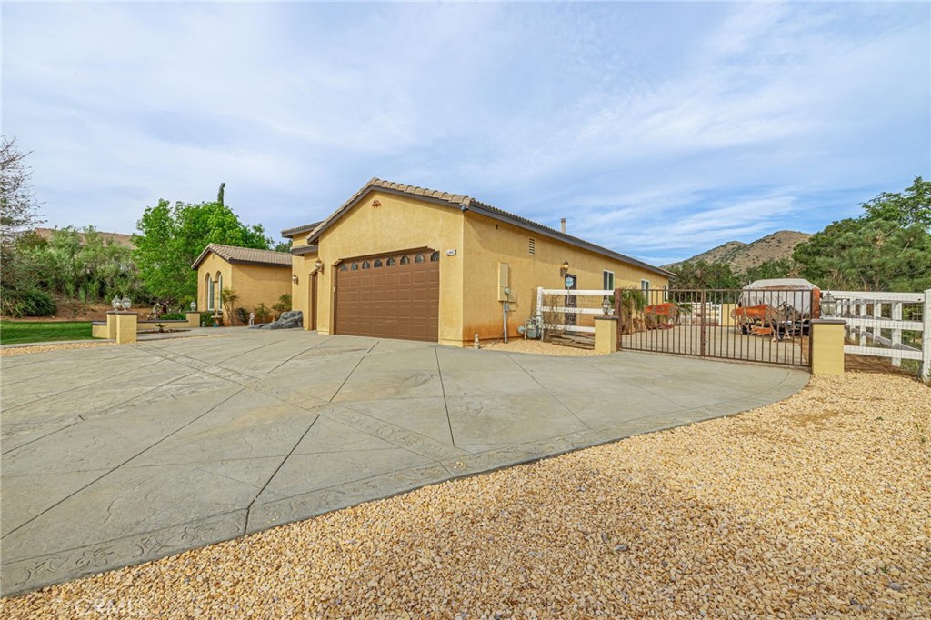 33442 Desert Road Property Photo 39