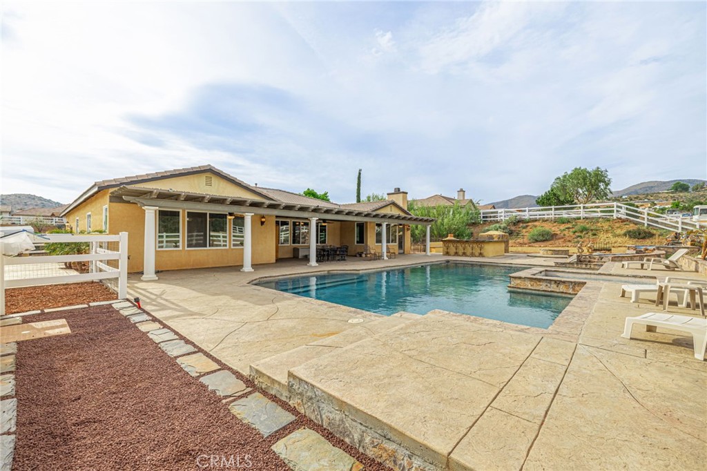 33442 Desert Road Property Photo 42