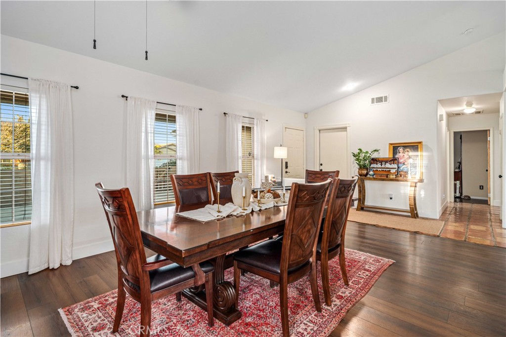 3340 Brabham Avenue Property Photo 8
