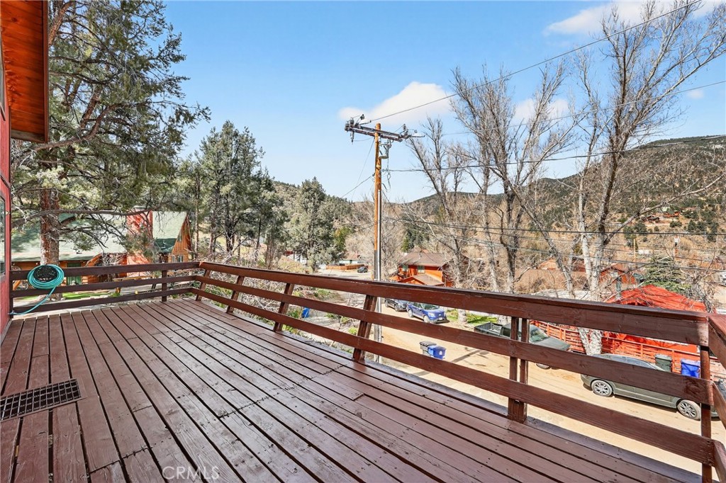 7004 Foothill Drive Property Photo 17
