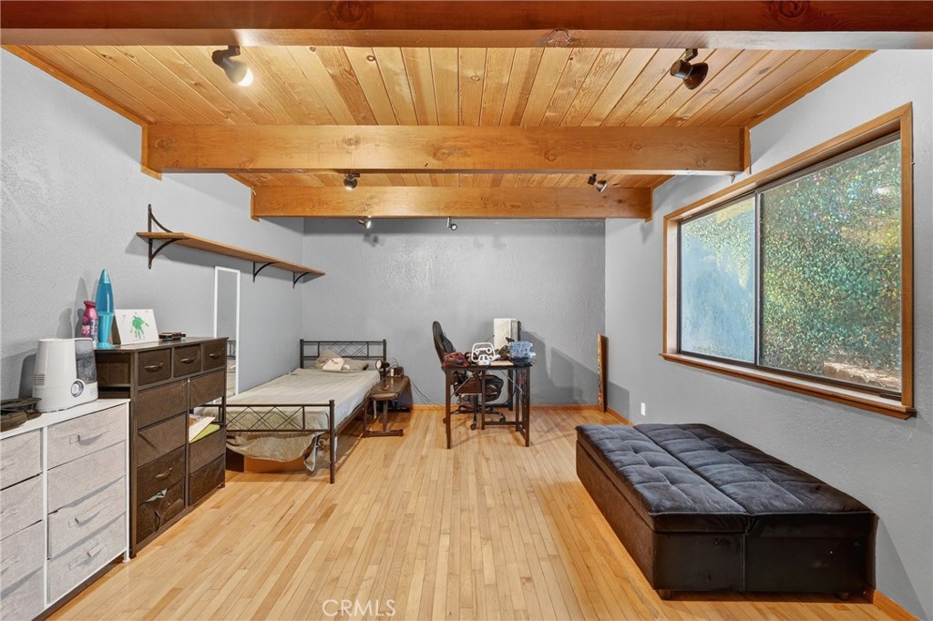 7004 Foothill Drive Property Photo 31