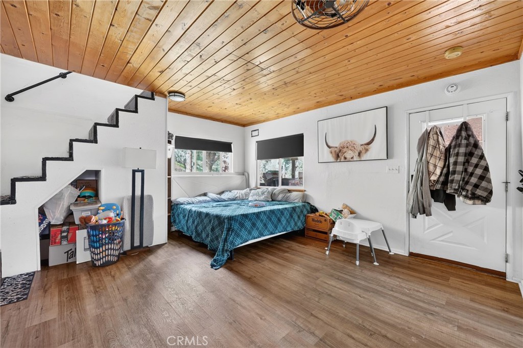 7004 Foothill Drive Property Photo 45