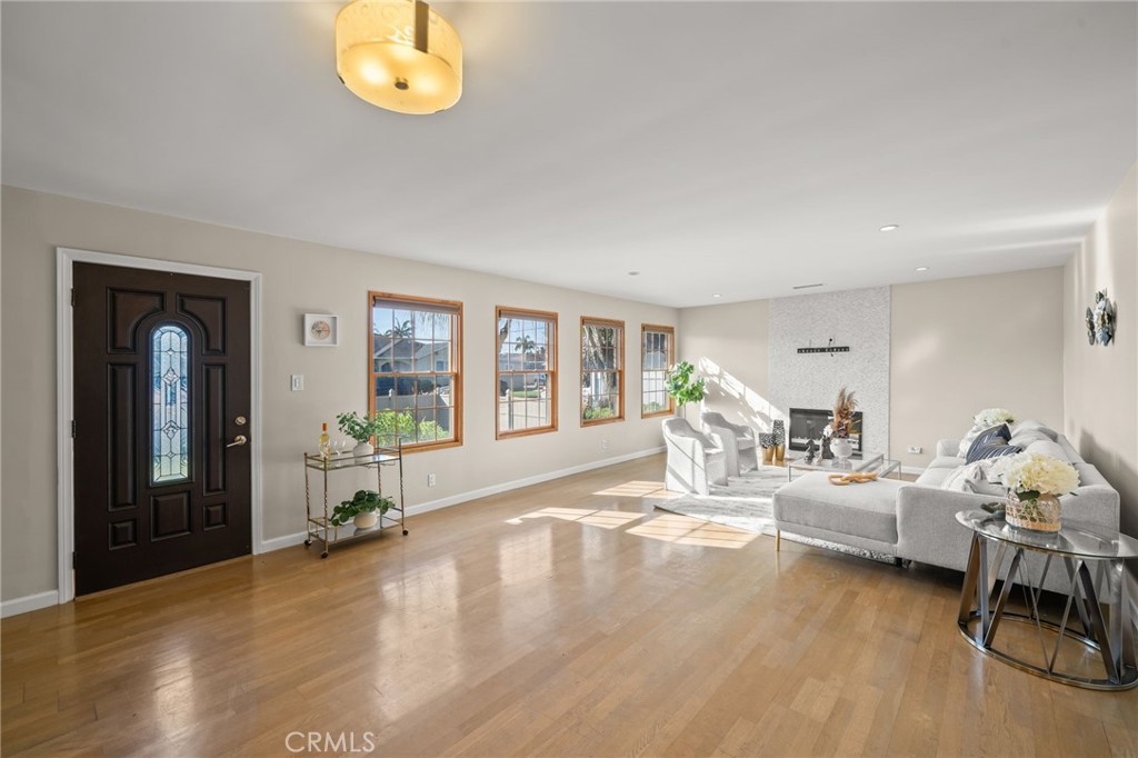 12313 Alberta Property Photo 2
