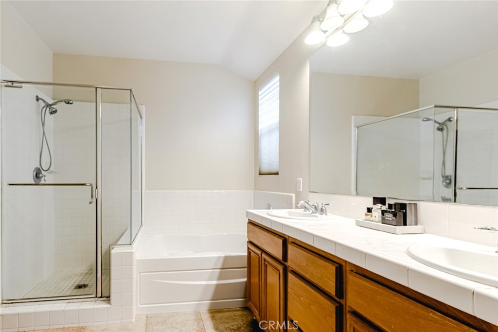 25562 Huxley Property Photo 13