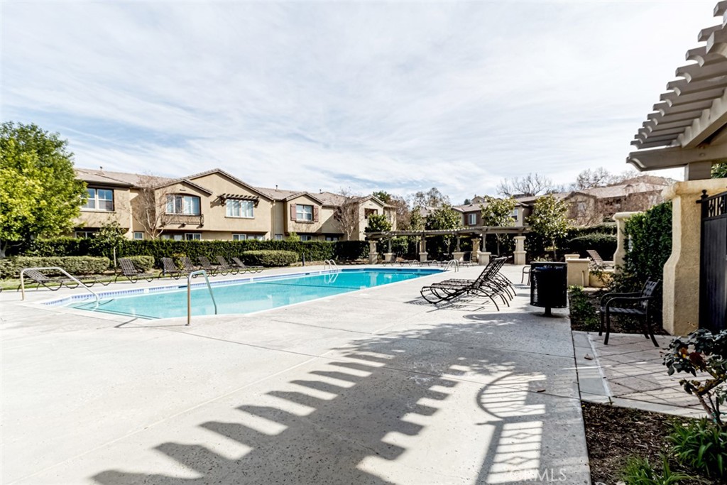 25562 Huxley Property Photo 17
