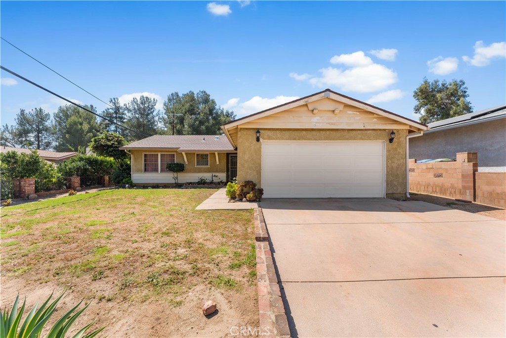 13525 Simshaw Property Photo 1