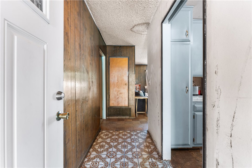 13525 Simshaw Property Photo 9
