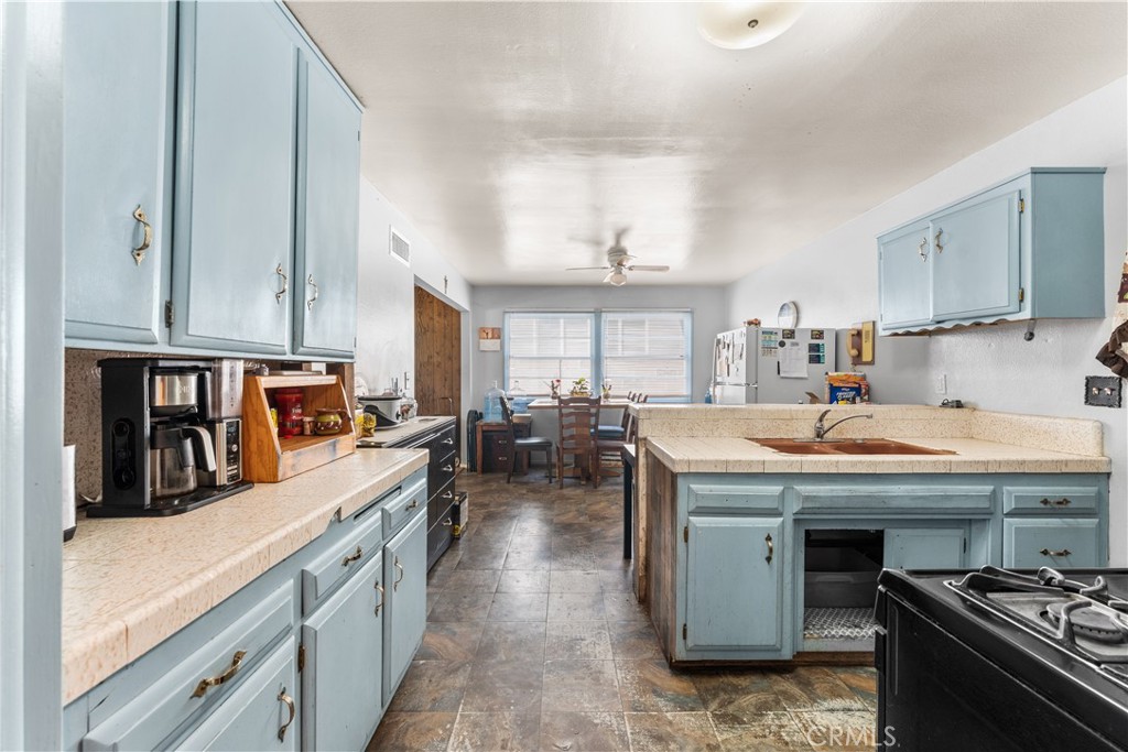 13525 Simshaw Property Photo 11