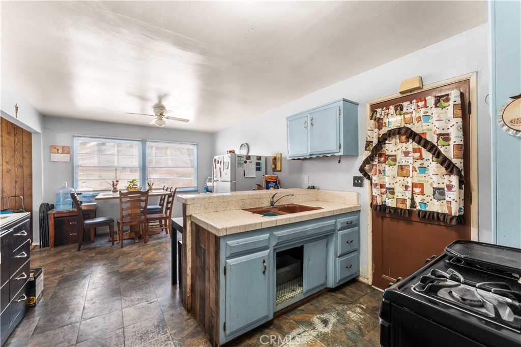 13525 Simshaw Property Photo 12