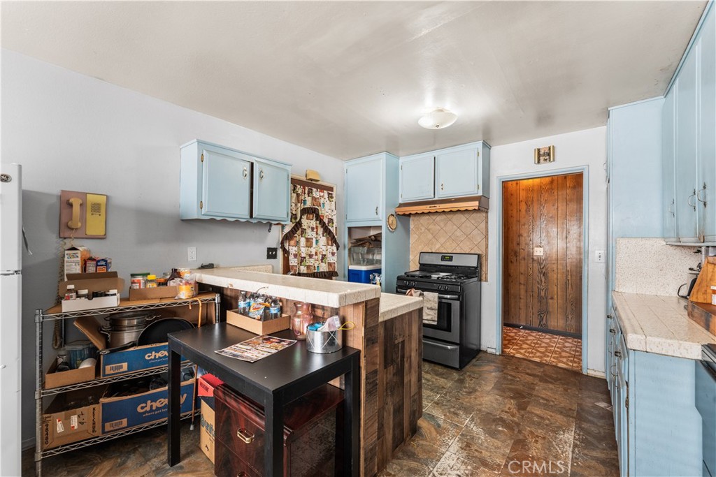 13525 Simshaw Property Photo 13