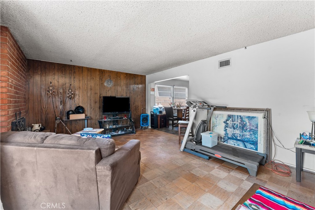 13525 Simshaw Property Photo 19