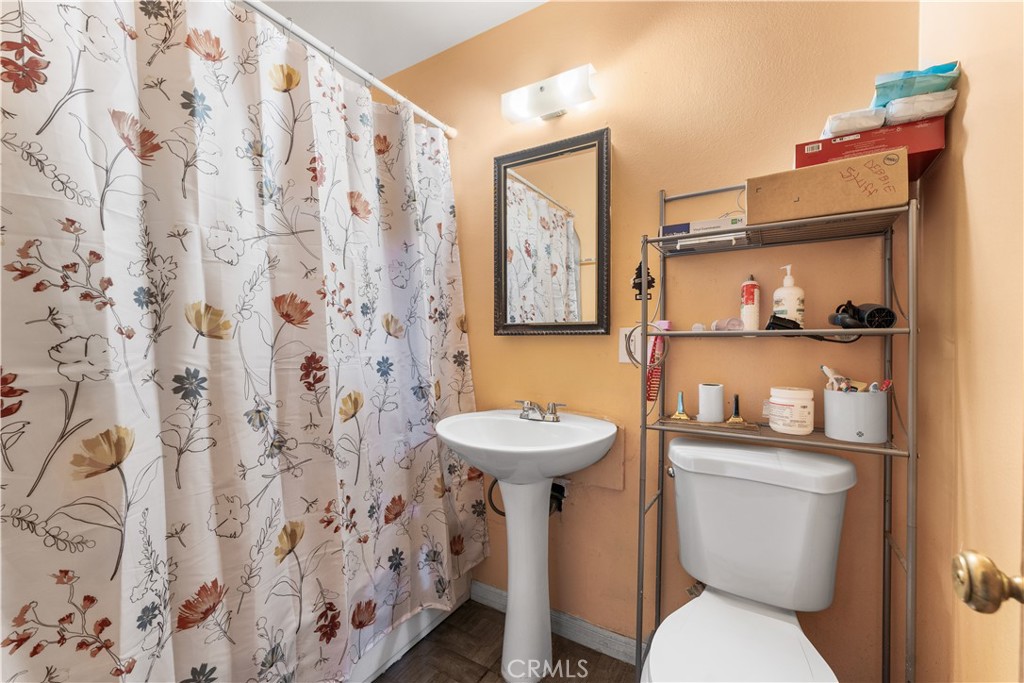 13525 Simshaw Property Photo 22