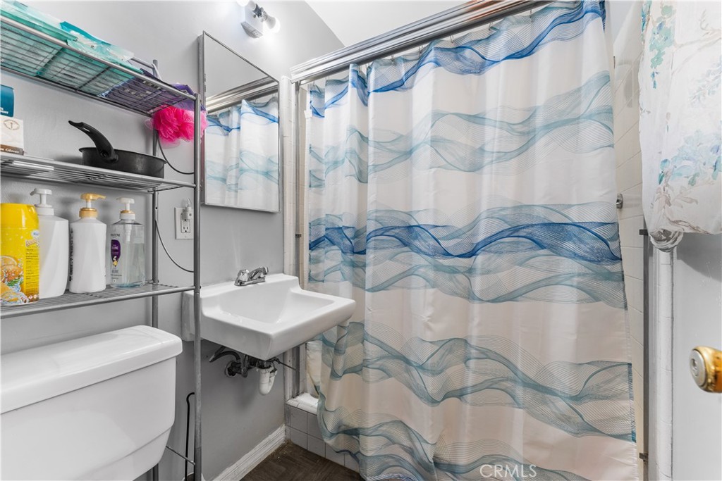 13525 Simshaw Property Photo 24