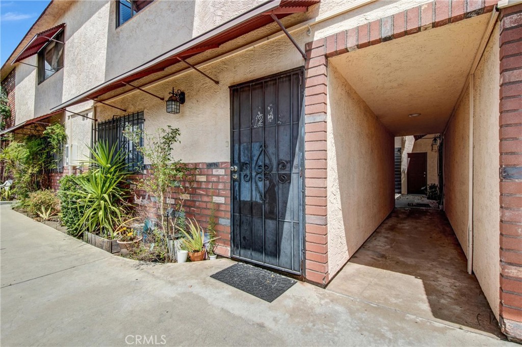 7904 Laurel Canyon 12 Property Photo 1