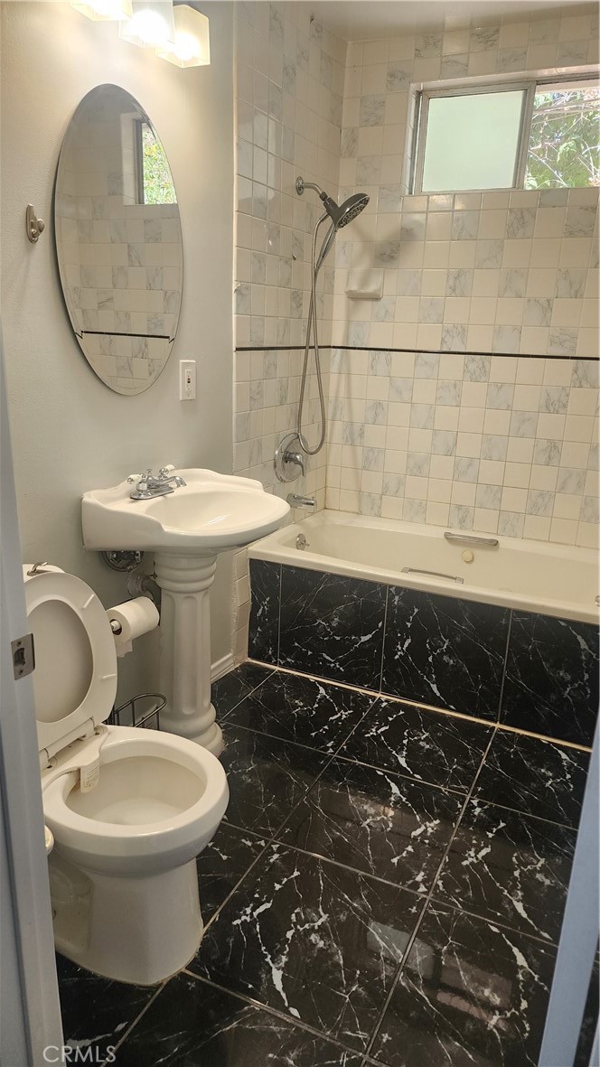 17251 Gresham Street Property Photo 2