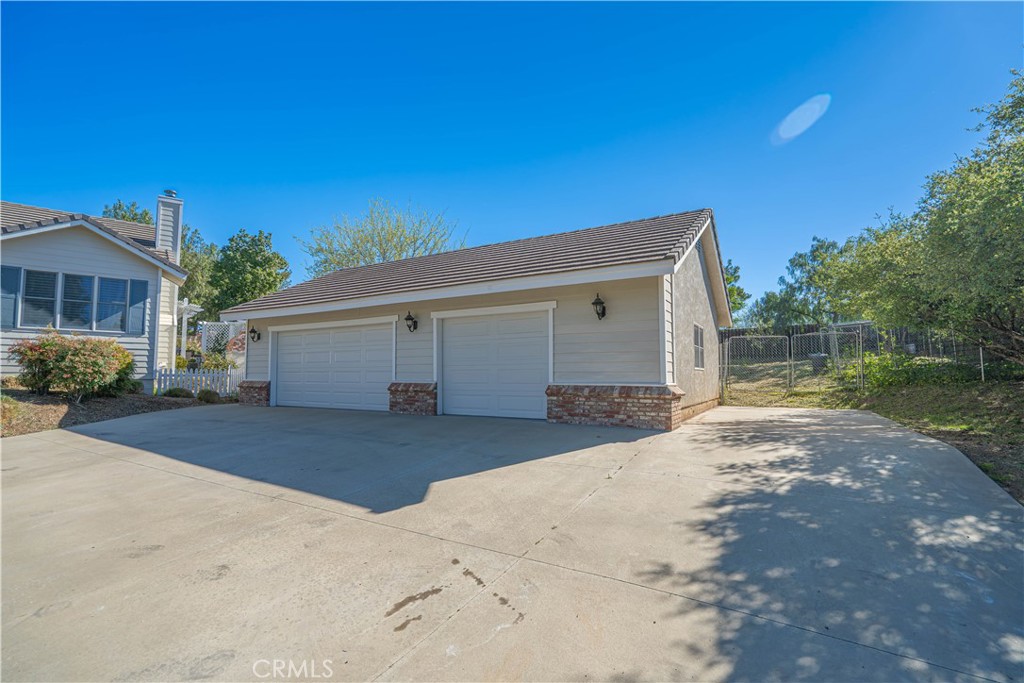 11340 Morgan Property Photo 5