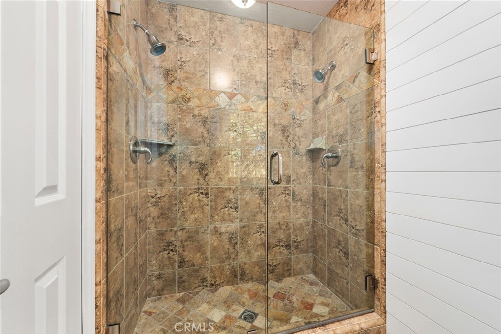 447 Bay View Drive Property Photo 27