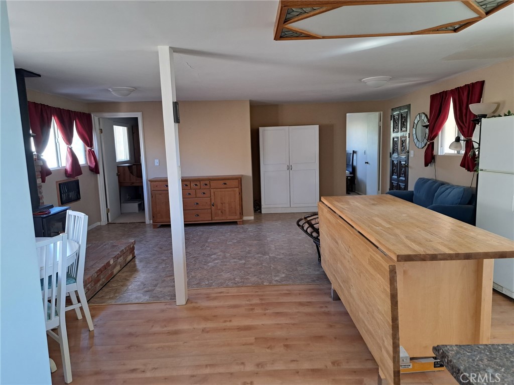 23021 W Avenue D15 Property Photo 4