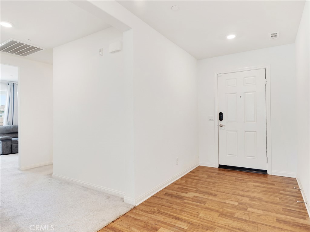 2113 E Donatello Street Property Photo 8