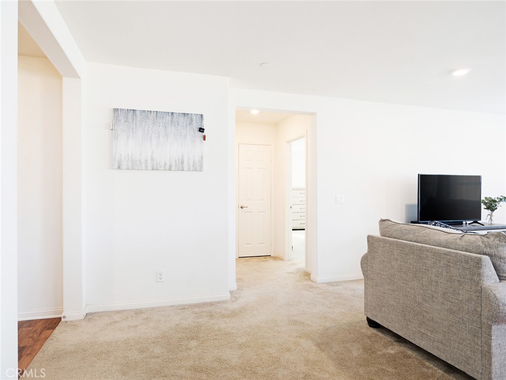2113 E Donatello Street Property Photo 31