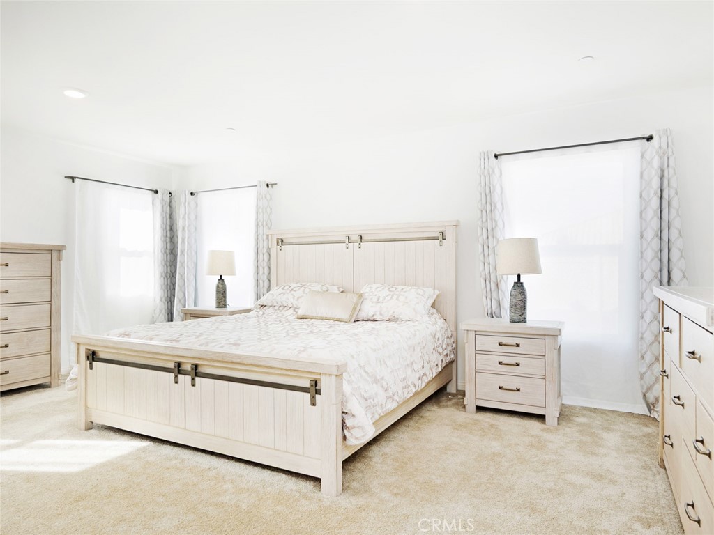 2113 E Donatello Street Property Photo 32