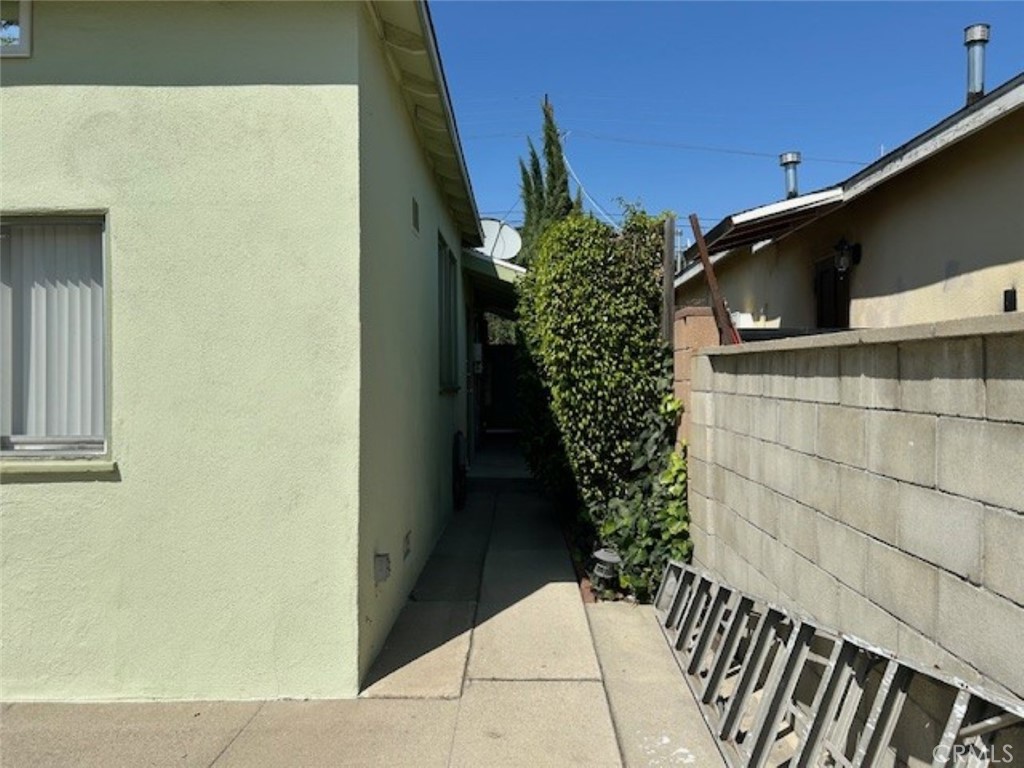14125 Burton Property Photo 4
